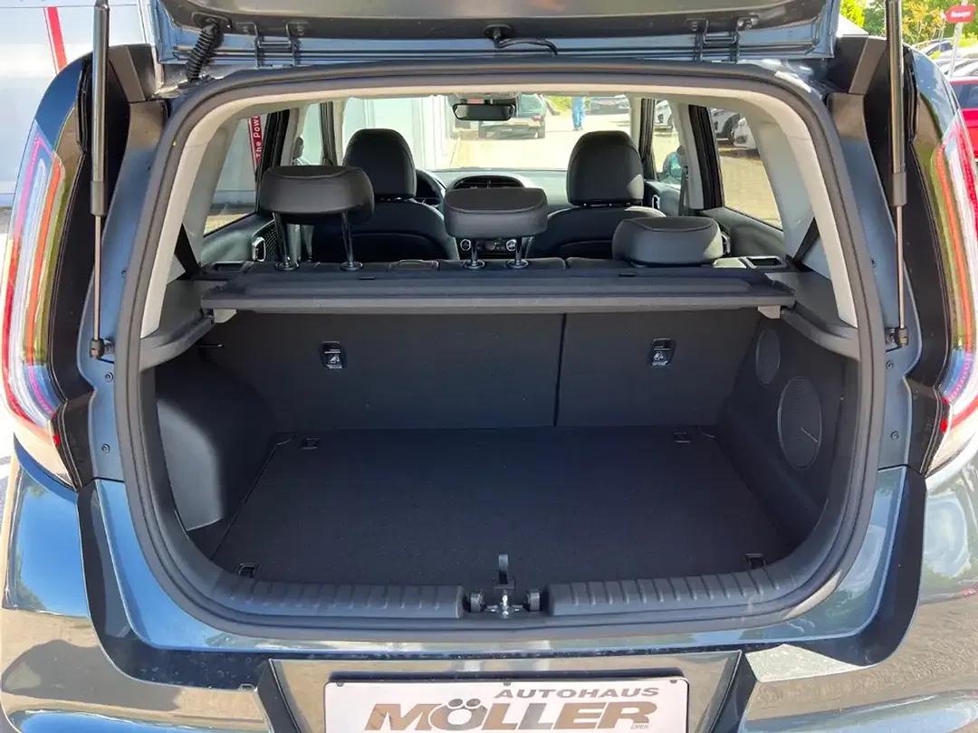 Kia Soul EV - Thumbnail 11