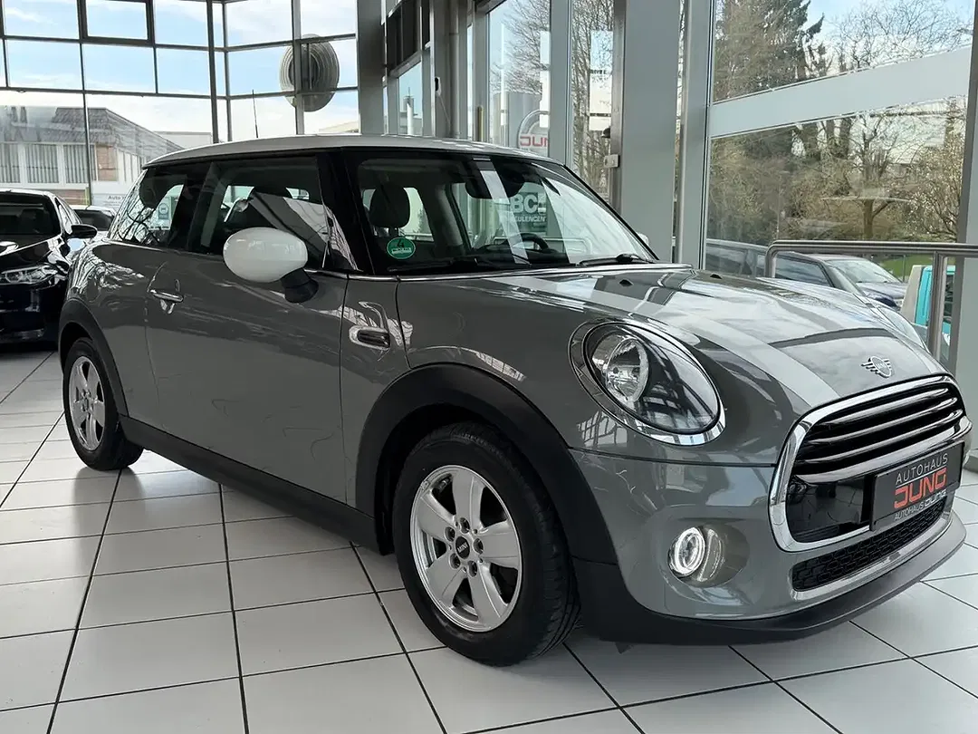 MINI Cooper - Thumbnail 4
