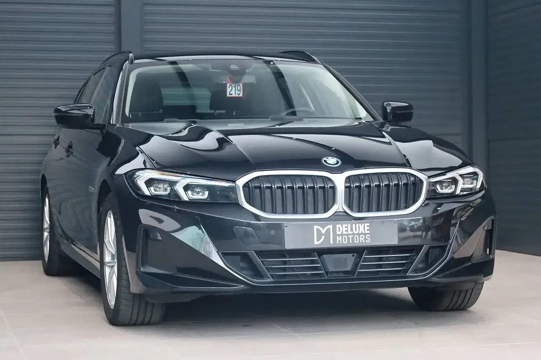 BMW 320 Touring - Thumbnail 3