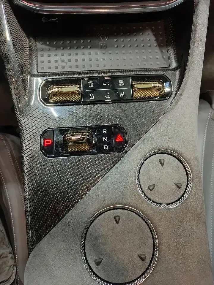 Lotus Eletre R - Thumbnail 11