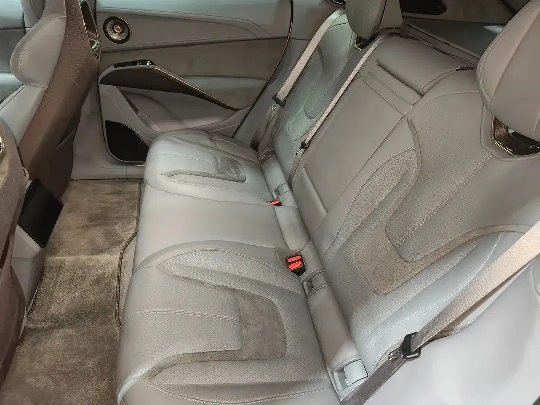 Lotus Eletre R - Thumbnail 7