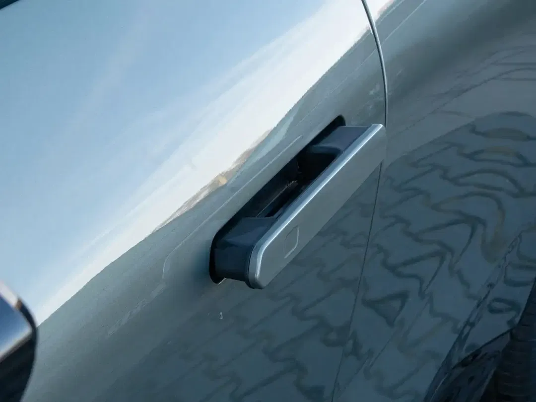 Lynk & Co 08 - Thumbnail 14