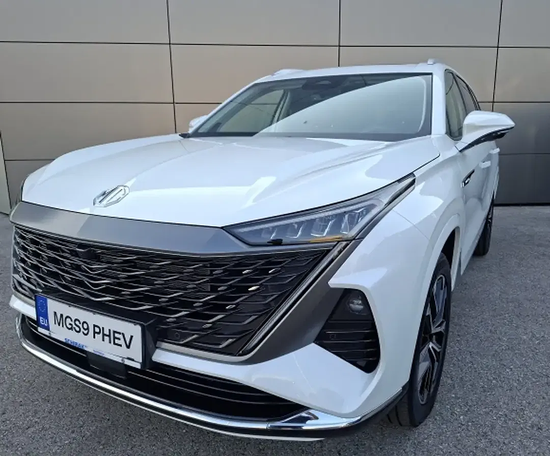 MG MGS9 PHEV Luxury - Thumbnail 3