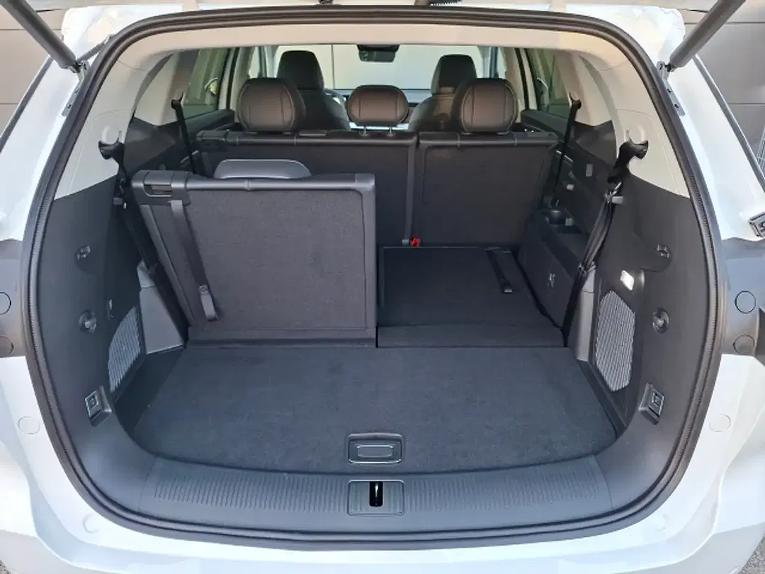 MG MGS9 PHEV Luxury - Thumbnail 8