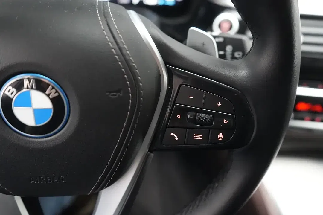 BMW 530 Touring Luxury Line - Thumbnail 28