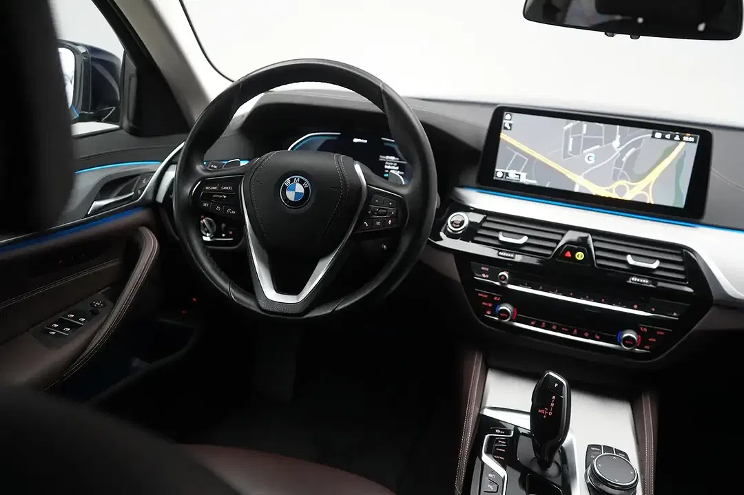 BMW 530 Touring Luxury Line - Thumbnail 35