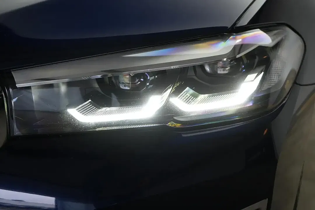 BMW 530 Touring Luxury Line - Thumbnail 44