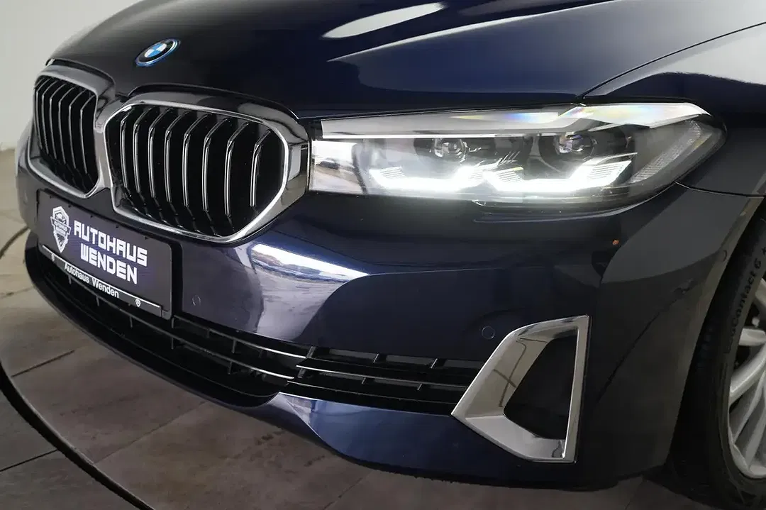 BMW 530 Touring Luxury Line - Thumbnail 45