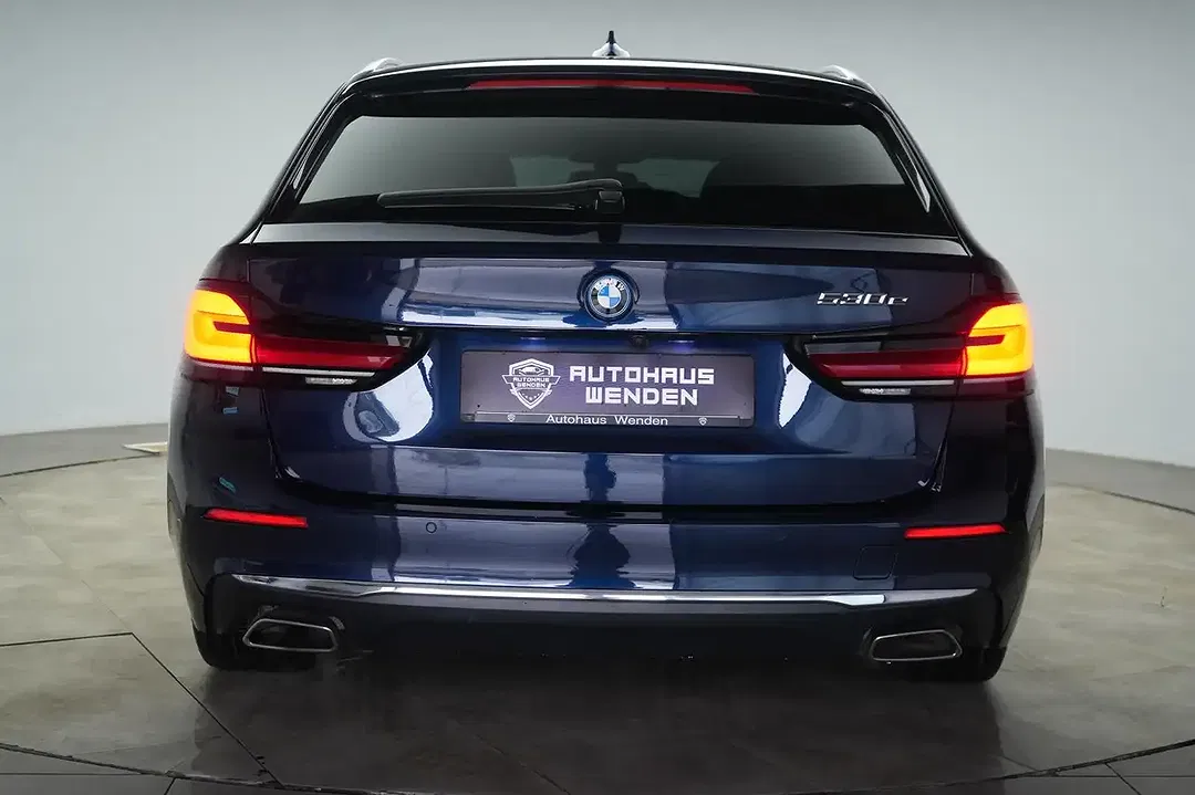 BMW 530 Touring Luxury Line - Thumbnail 5