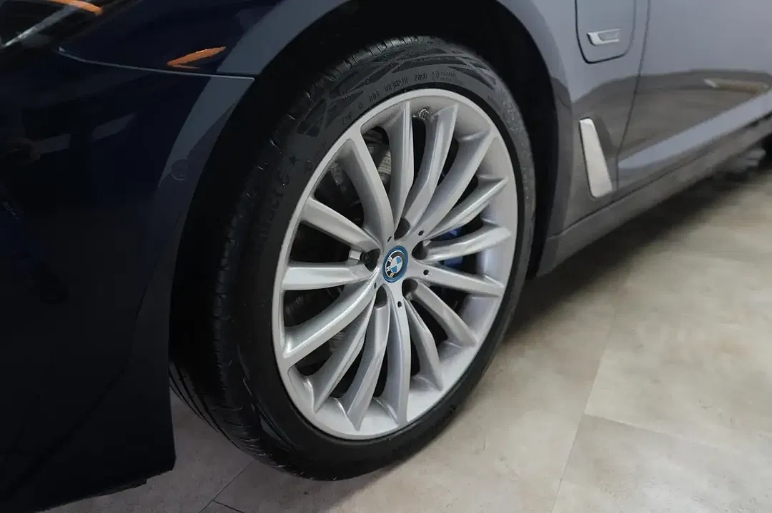 BMW 530 Touring Luxury Line - Thumbnail 50
