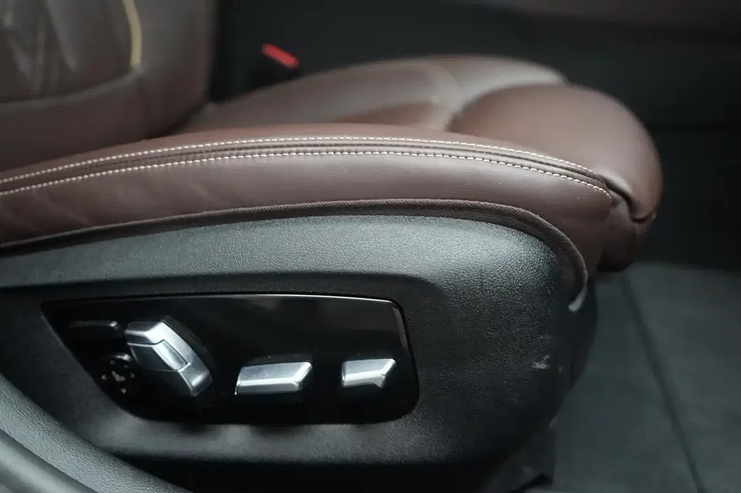 BMW 530 Touring Luxury Line - Thumbnail 9