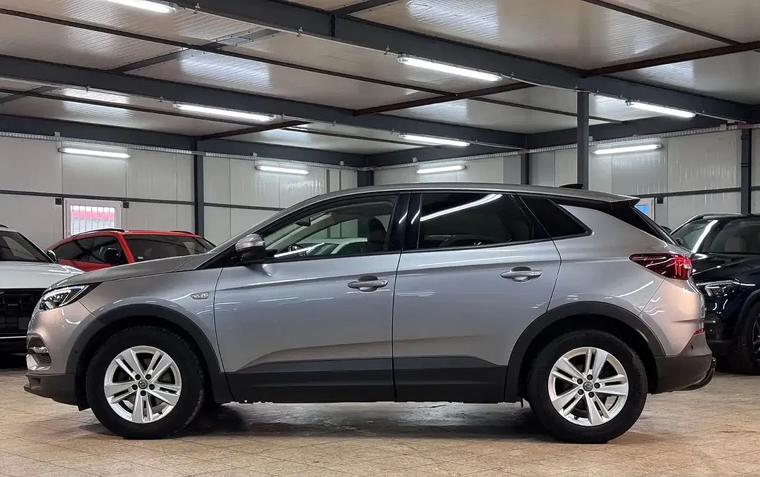 Opel Grandland X - Thumbnail 4