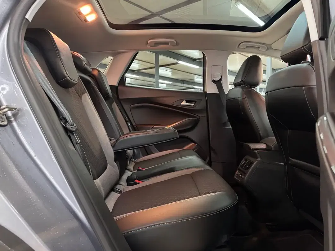 Opel Grandland X - Thumbnail 8