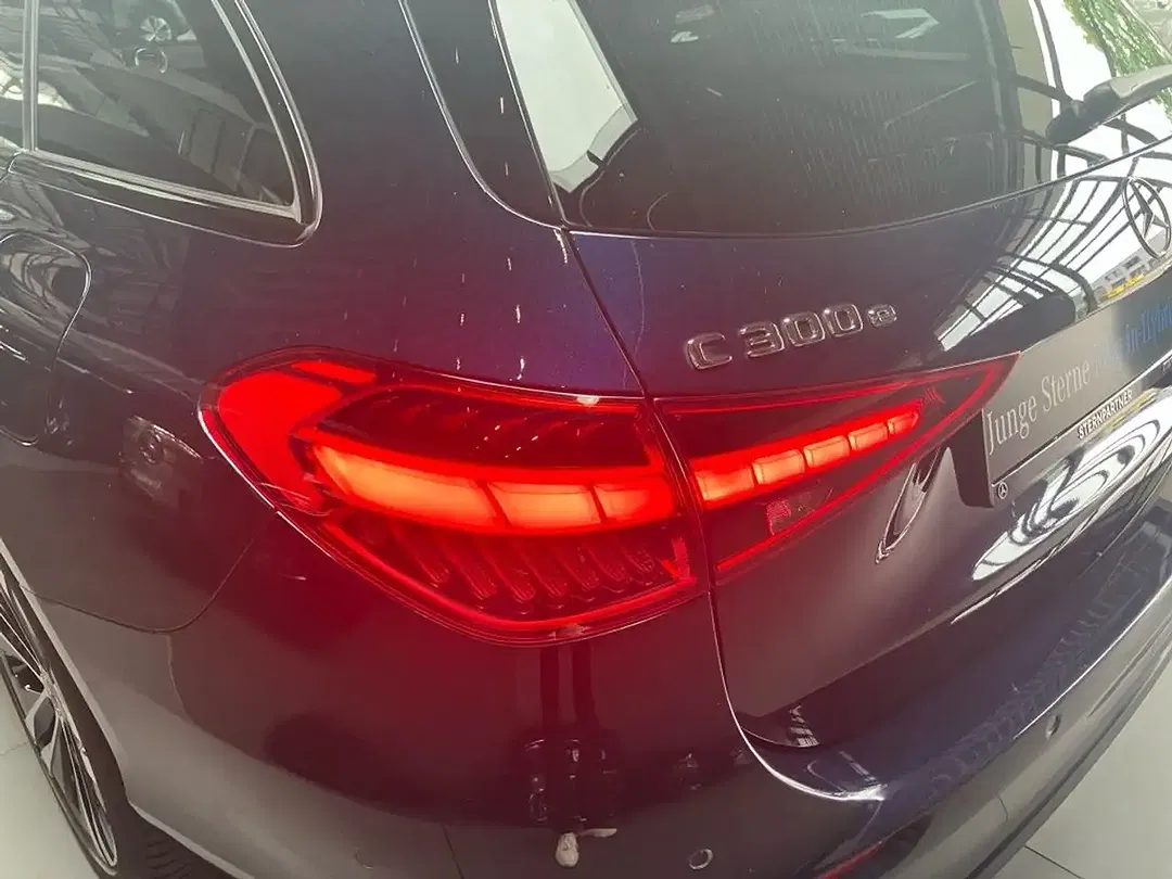 Mercedes-Benz C 300 Night - Thumbnail 10