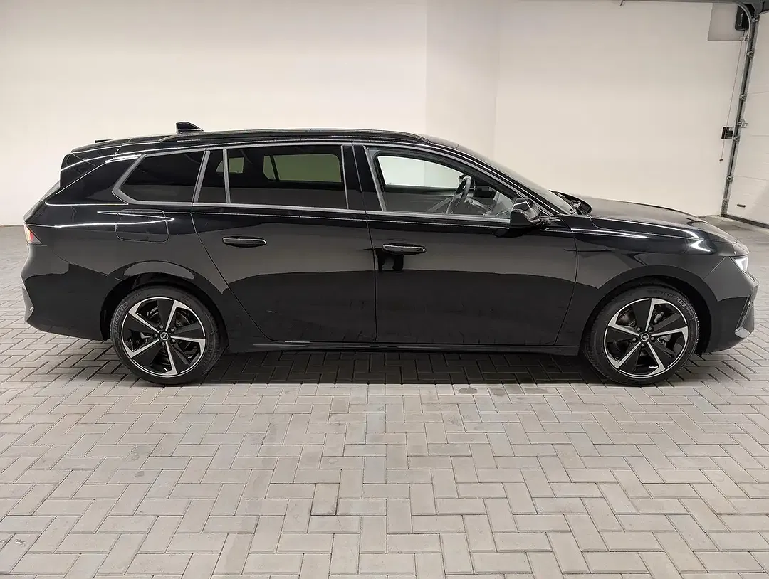 Opel Astra GS - Thumbnail 5
