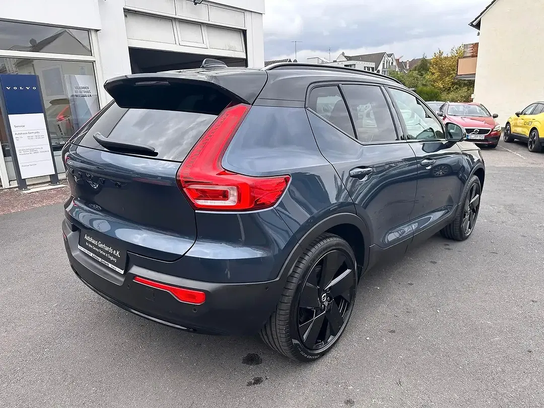 Volvo EX40 Ultra Black Edition - Thumbnail 7
