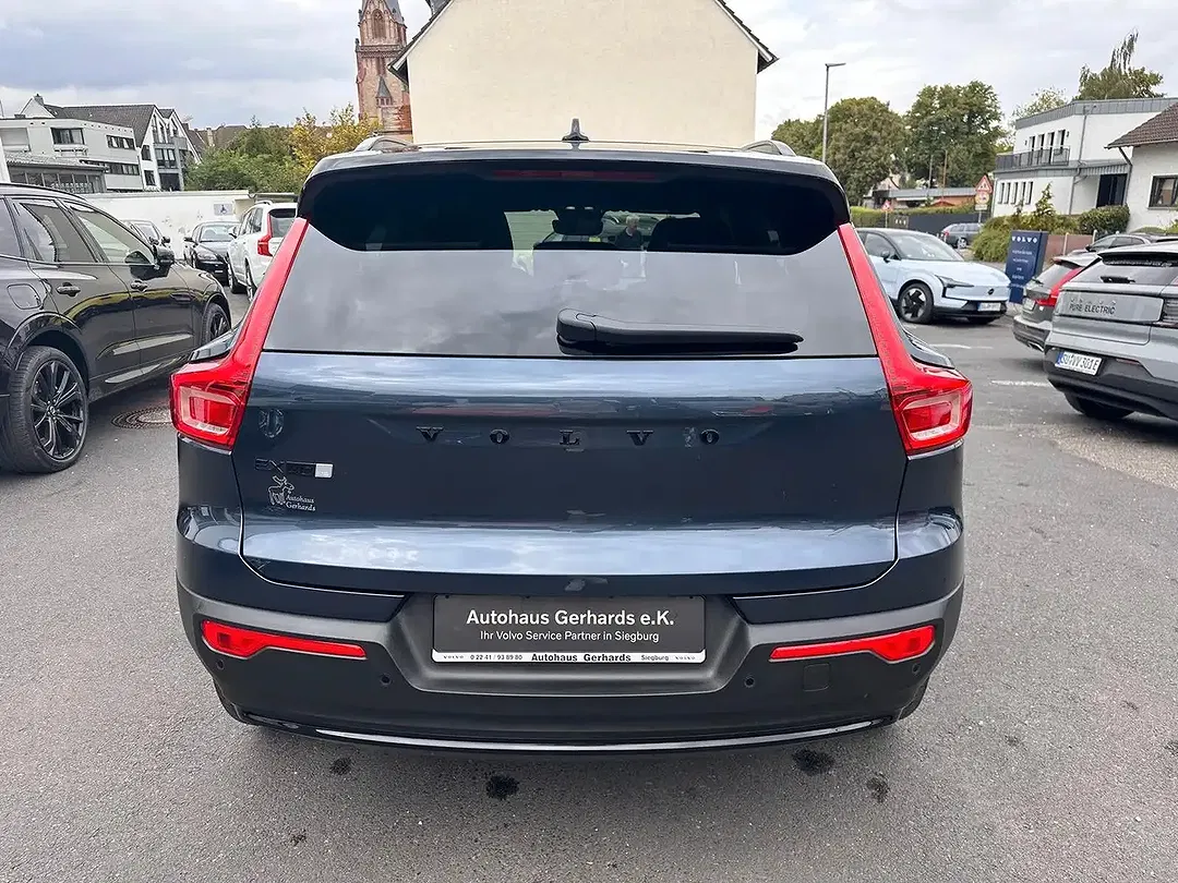 Volvo EX40 Ultra Black Edition - Thumbnail 8