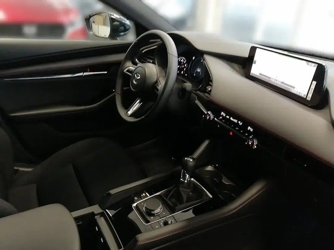 Mazda 3 Homura - Thumbnail 13