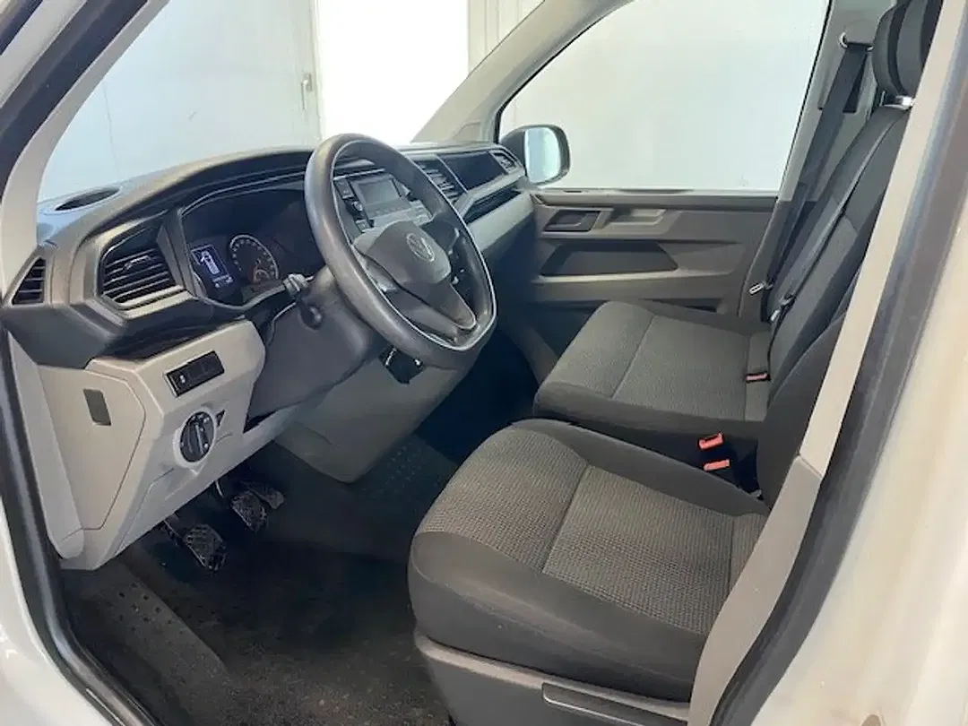 Volkswagen T6.1 Kombi 2.0 TDI - Thumbnail 3