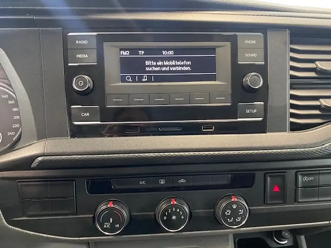 Volkswagen T6.1 Kombi 2.0 TDI - Thumbnail 5