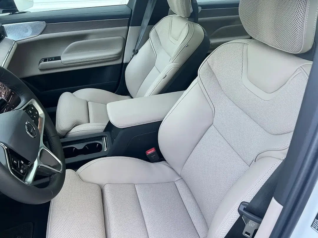 Volvo ES90 Single Motor Extended Range Ultra - Thumbnail 10