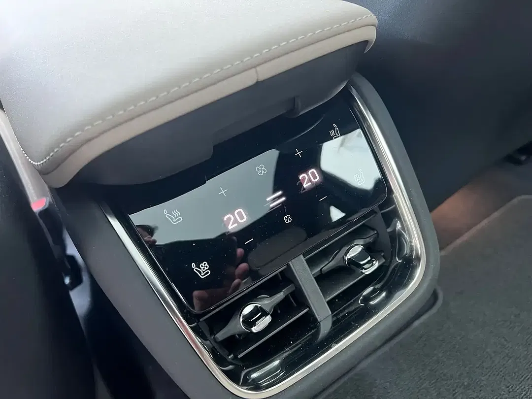 Volvo ES90 Single Motor Extended Range Ultra - foto 15