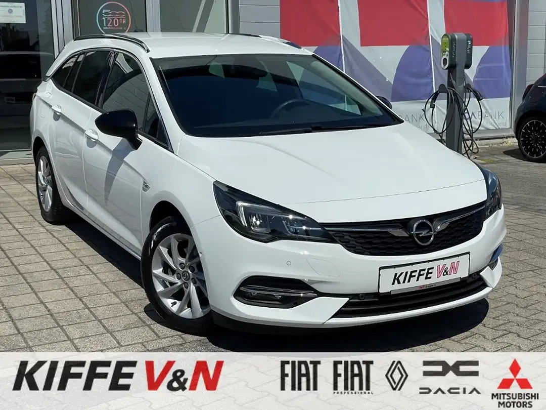 Opel Astra 1.2 Turbo Elegance - foto 1