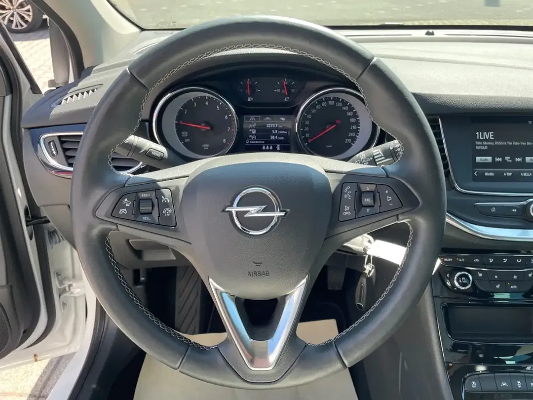 Opel Astra 1.2 Turbo Elegance - Thumbnail 9