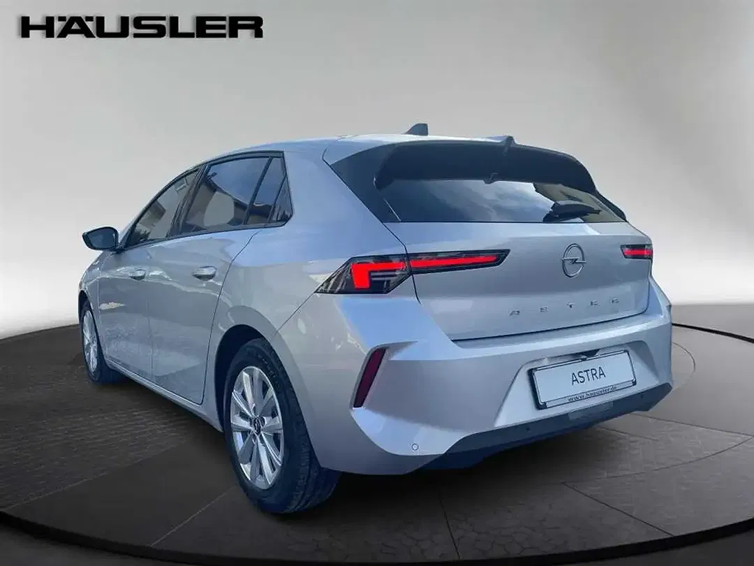 Opel Astra Edition - Thumbnail 3