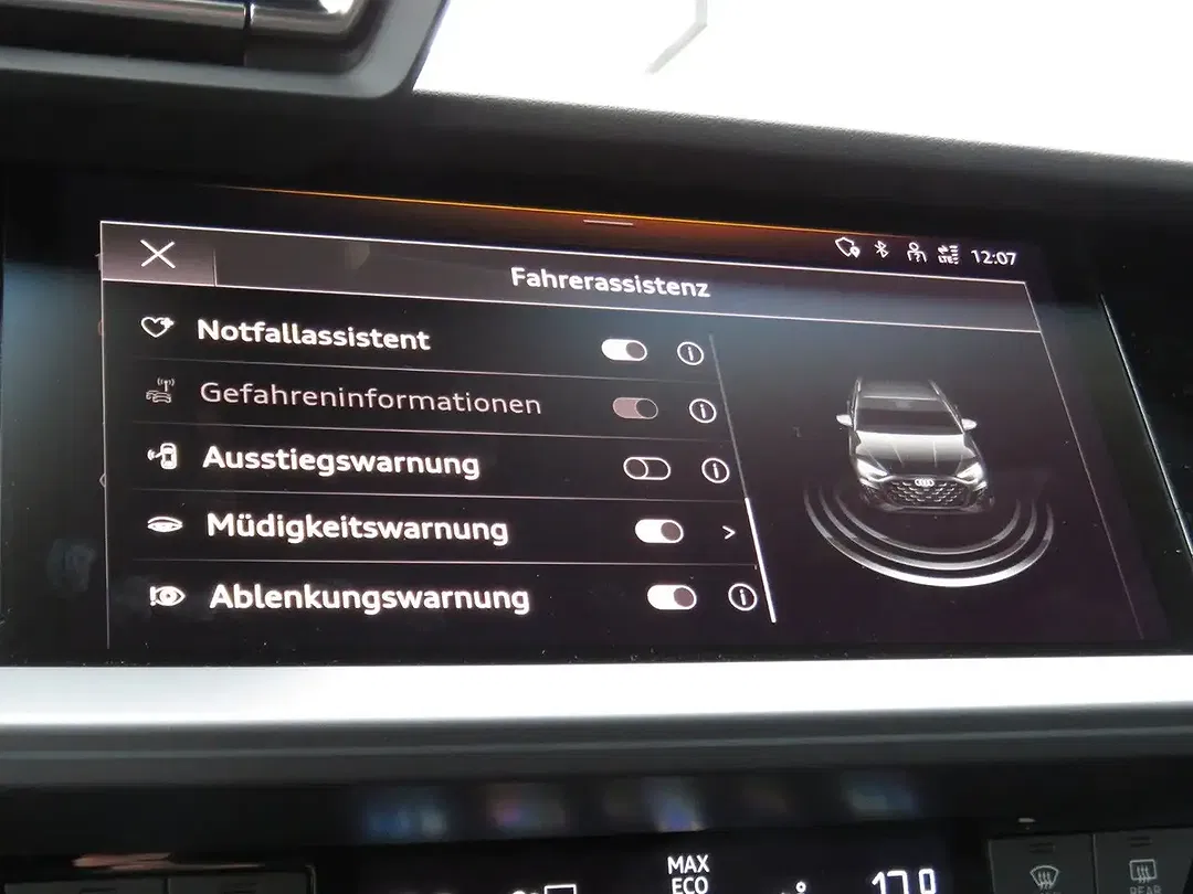 Audi A3 TFSI Sportback S line - Thumbnail 30