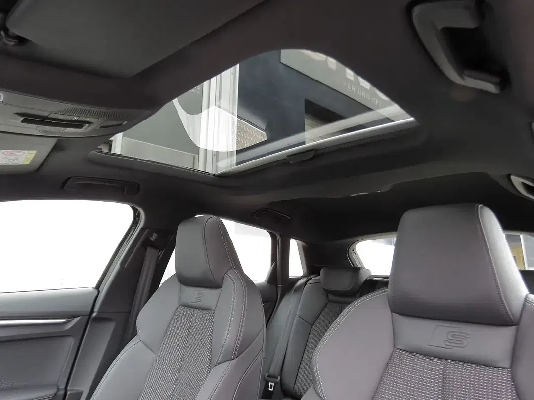 Audi A3 TFSI Sportback S line - Thumbnail 8