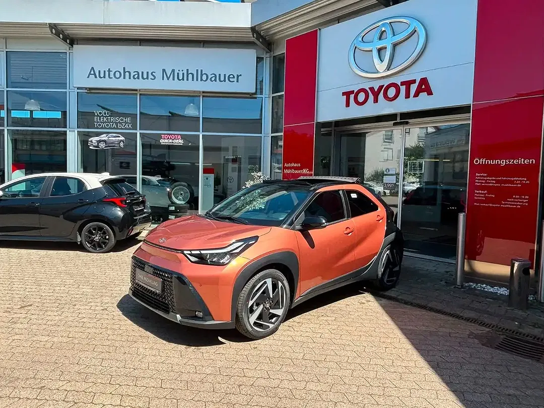 Toyota Aygo Hybrid Lounge - Thumbnail 11