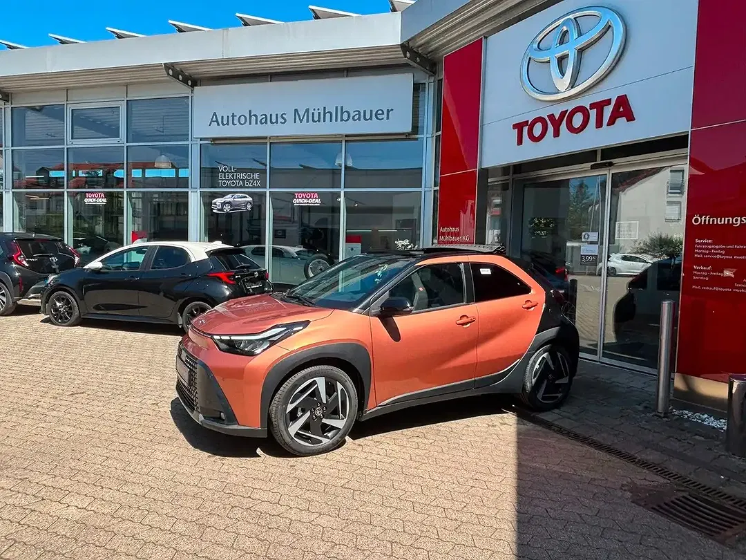 Toyota Aygo Hybrid Lounge - Thumbnail 12