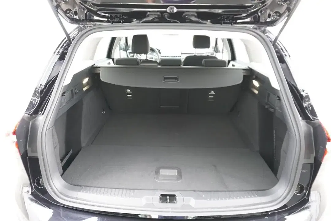 Ford Focus 1.0 Active X - Thumbnail 13