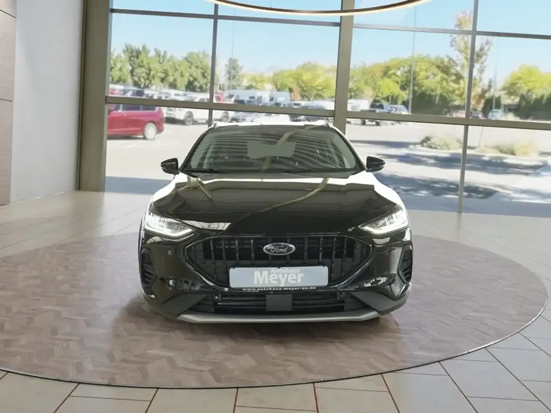 Ford Focus 1.0 Active X - Thumbnail 3
