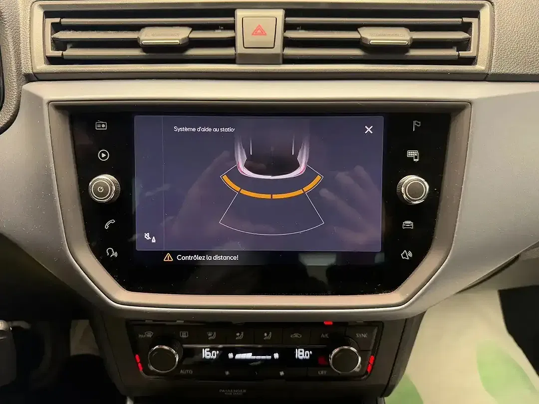 SEAT Arona 1.0 TSI - Thumbnail 9