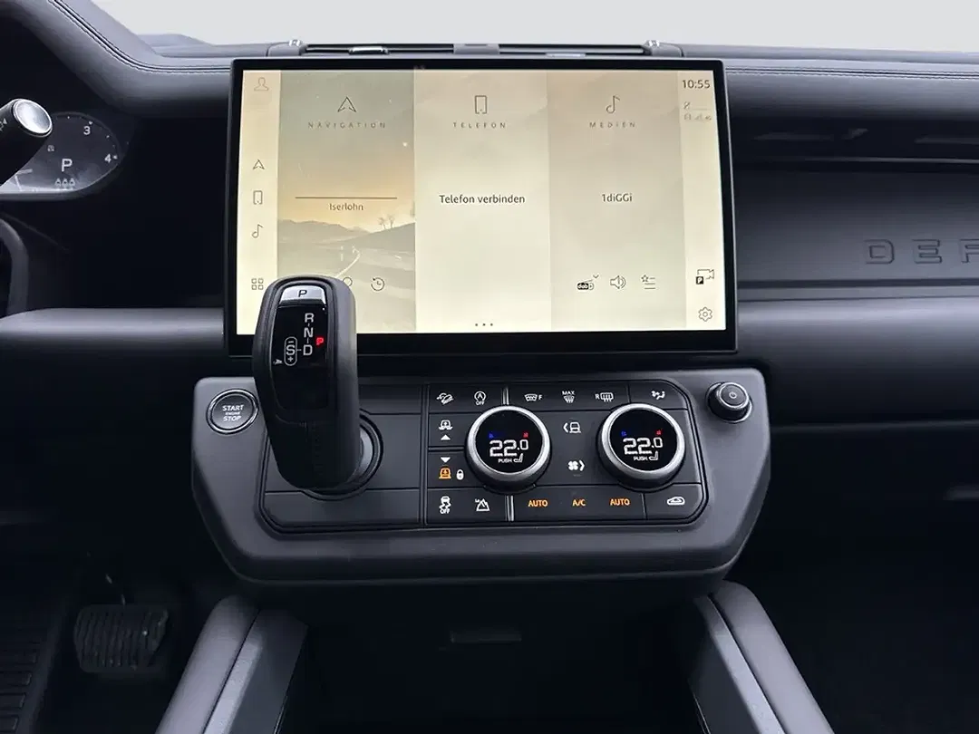 Land Rover Defender 130 X-Dynamic HSE - Thumbnail 13