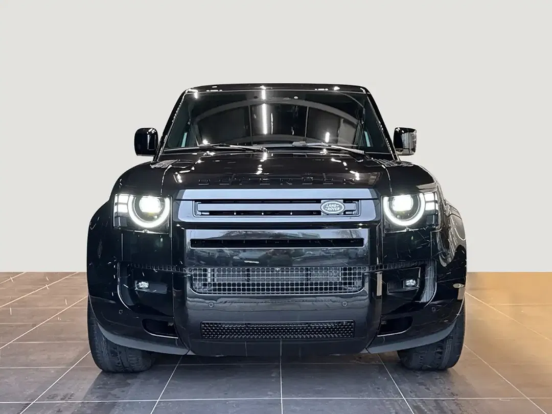 Land Rover Defender 130 X-Dynamic HSE - Thumbnail 8