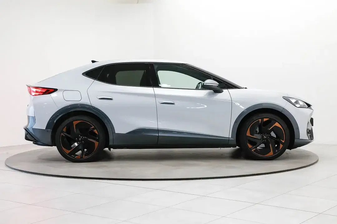 CUPRA Tavascan 4Drive VZ Matrix LED - Thumbnail 8