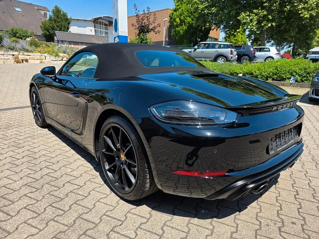 Porsche Boxster 4.0 PDK GTS - Thumbnail 11