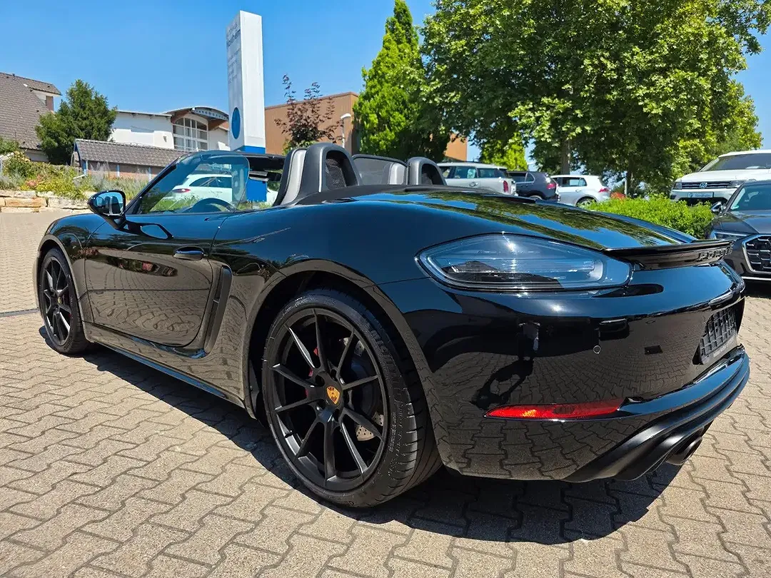 Porsche Boxster 4.0 PDK GTS - Thumbnail 12
