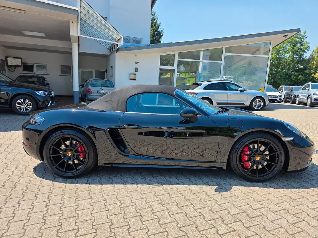 Porsche Boxster 4.0 PDK GTS - Thumbnail 9