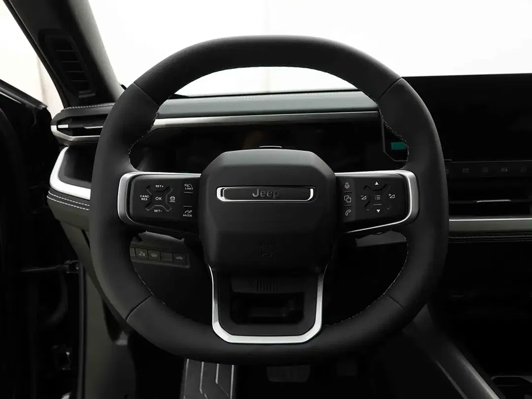 Jeep Compass e-Hybrid Summit - Thumbnail 10