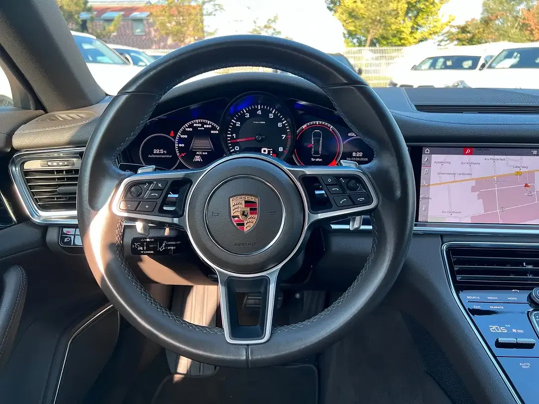 Porsche Panamera 4 Sport Turismo - Thumbnail 14