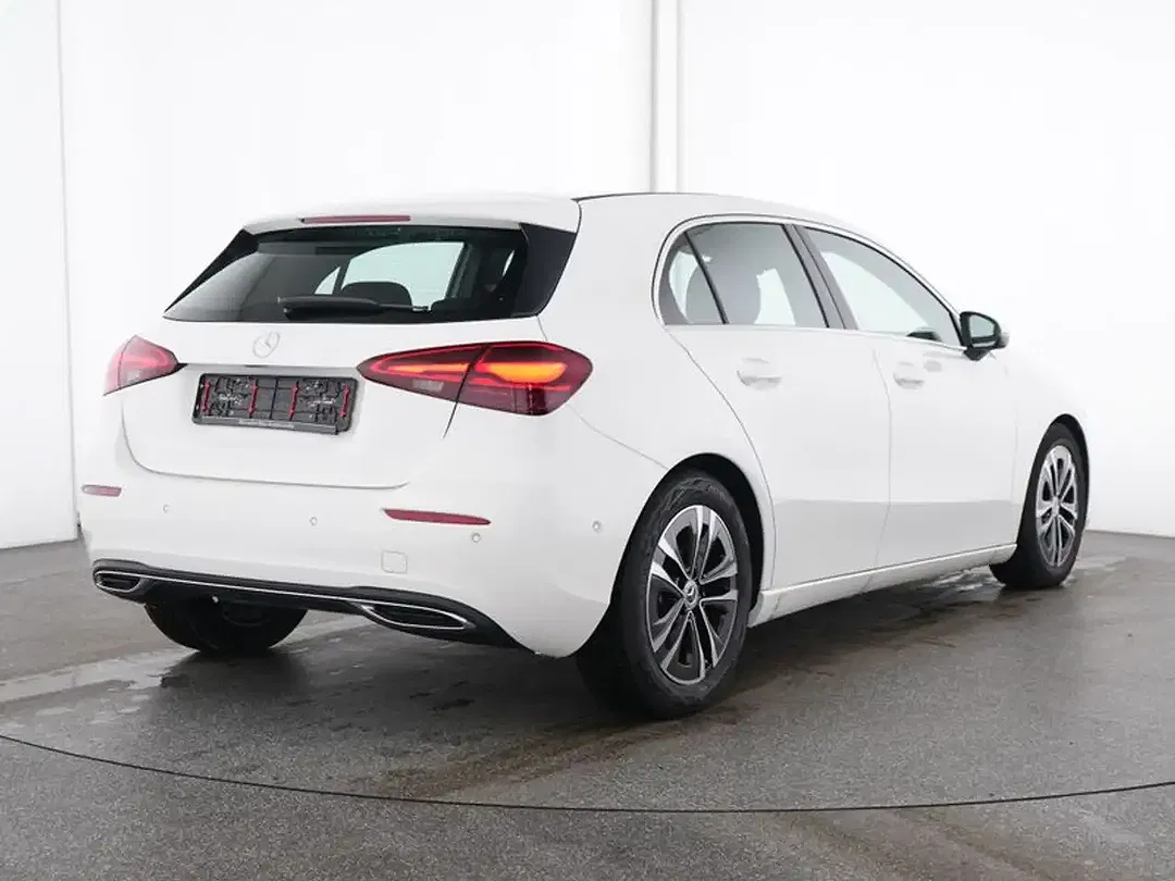 Mercedes-Benz A 180 Progressive - Thumbnail 3
