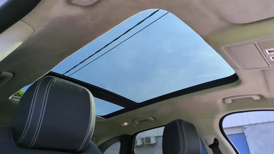 Jaguar F-Pace 2.0 4x4 R-Sport - Thumbnail 11