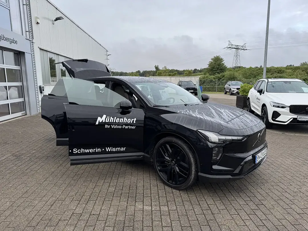 Volvo EX60 EV AWD Ultra - Thumbnail 11
