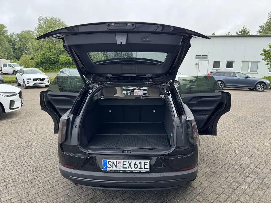 Volvo EX60 EV AWD Ultra - Thumbnail 12
