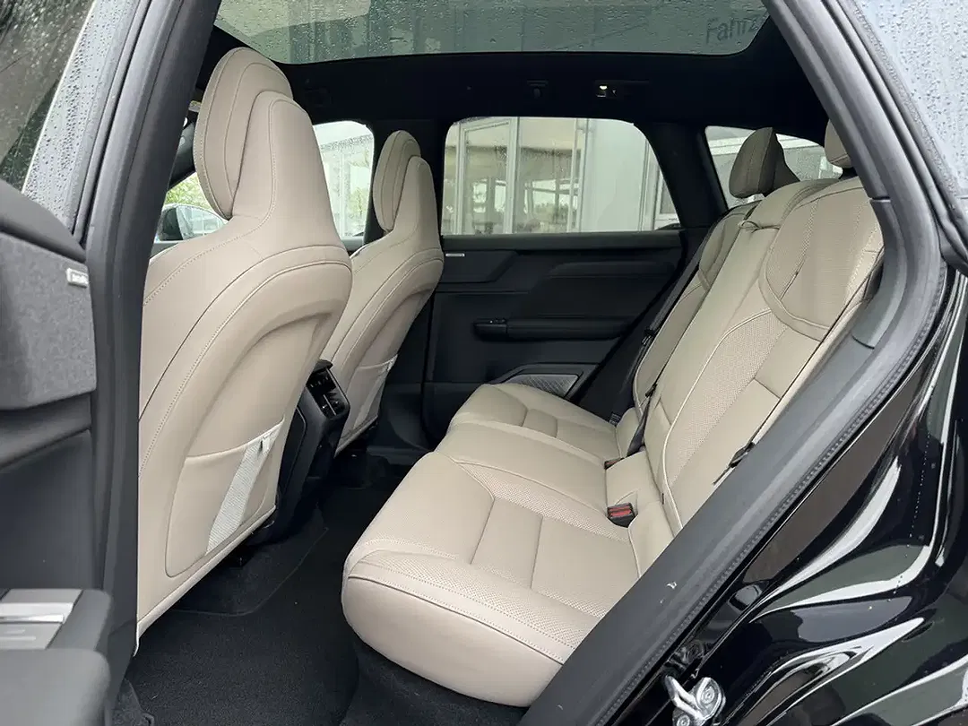 Volvo EX60 EV AWD Ultra - Thumbnail 4