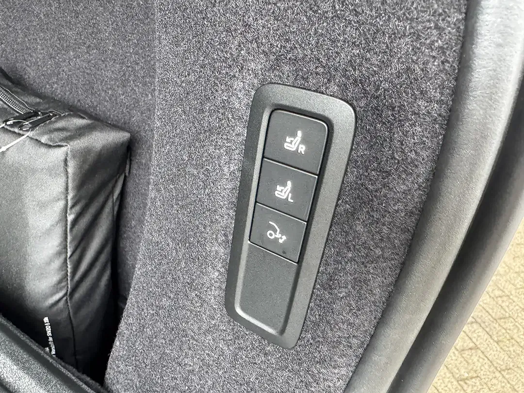 Volvo EX60 EV AWD Ultra - Thumbnail 8